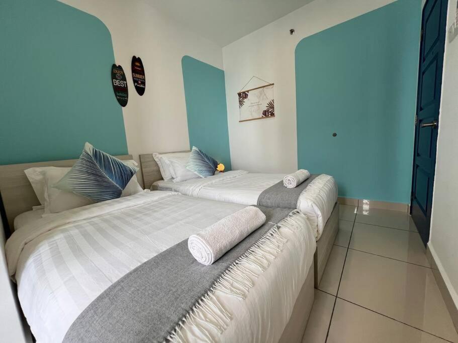 Oceanfront Charm 2br Gurneydrive#seaviewgeorgetown George Town