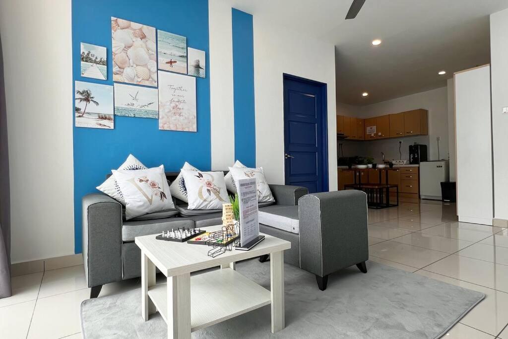 Apartment Oceanfront Charm 2br Gurneydrive#seaviewgeorgetown